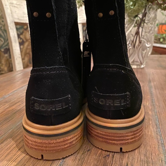 Sorel Black Suede Lace Up Boots Size 6 High Quality NWT Retail $178 - Picture 3 of 12